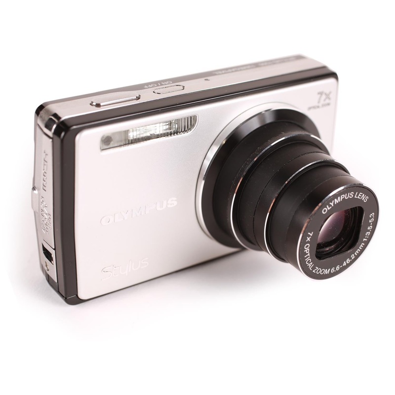 Vintage Olympus Stylus 7000 Digital Camera (TESTED)