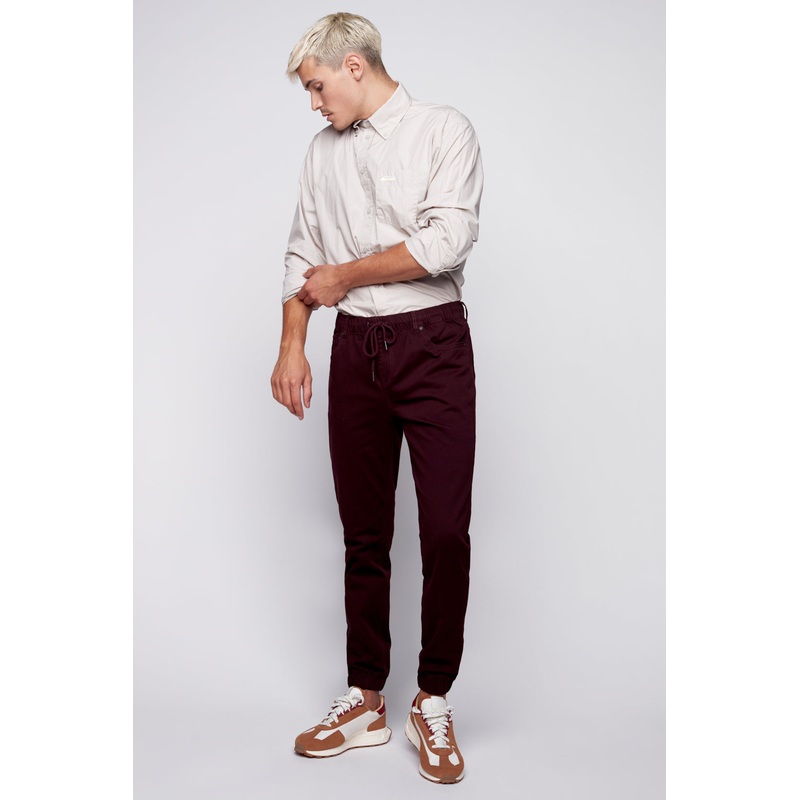 JAGGER – 5 Pocket Twill Classic Jogger – Wine 28(S)