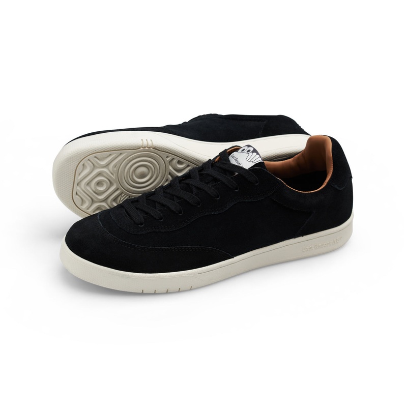 LAST RESORT CMOO1 LOW SUEDE BLACK/WHITE 8