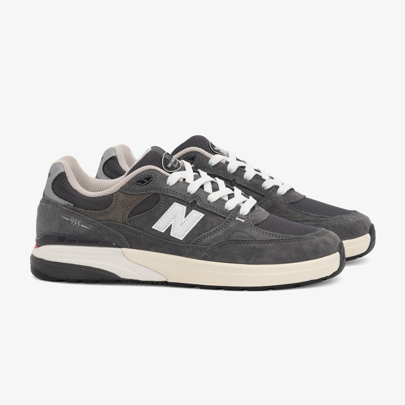 Reynolds 933 (Grey) 6