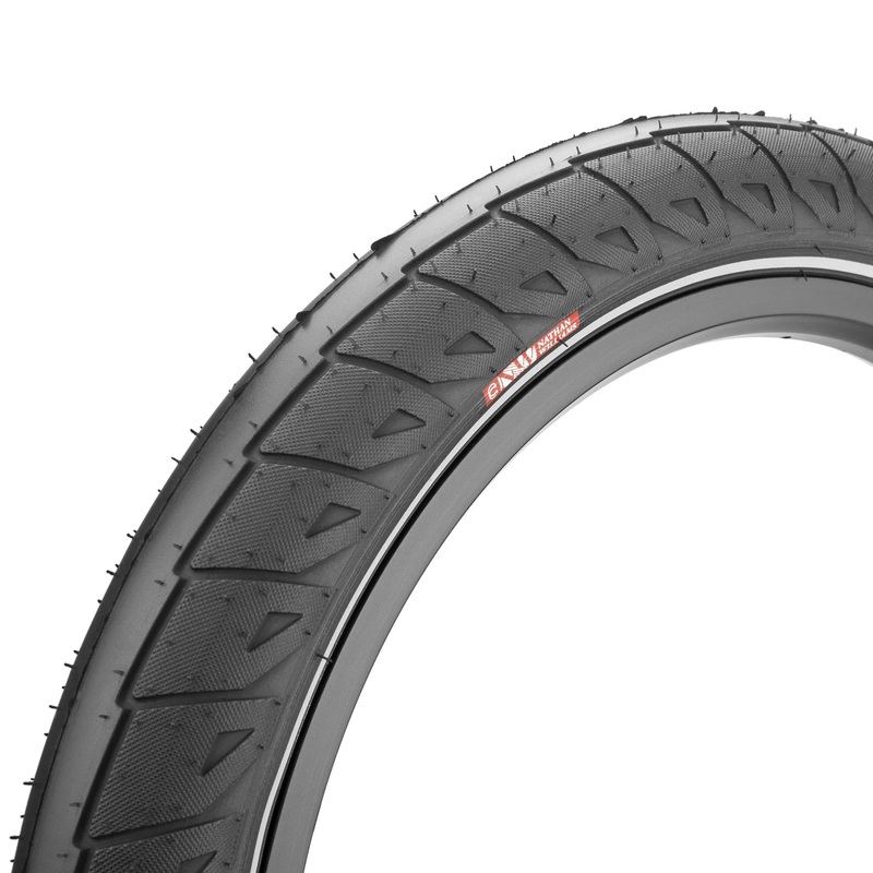 Cinema BMX Williams Tire 2.5 – Black/Reflective Strip