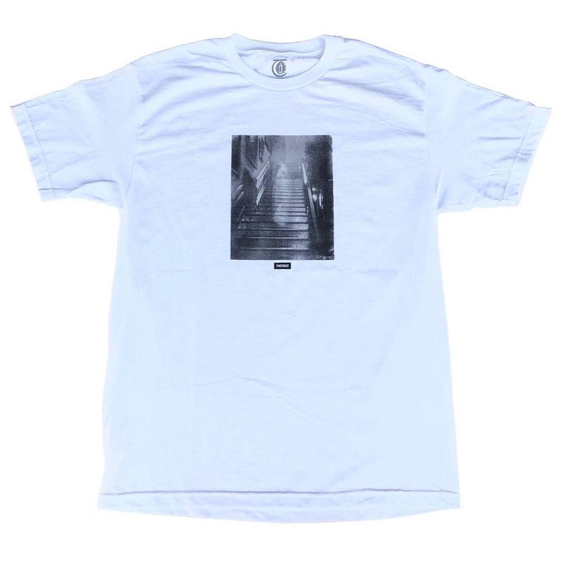 THEORIES S/S T-SHIRT – APPARITION POWEDER BLUE SMALL