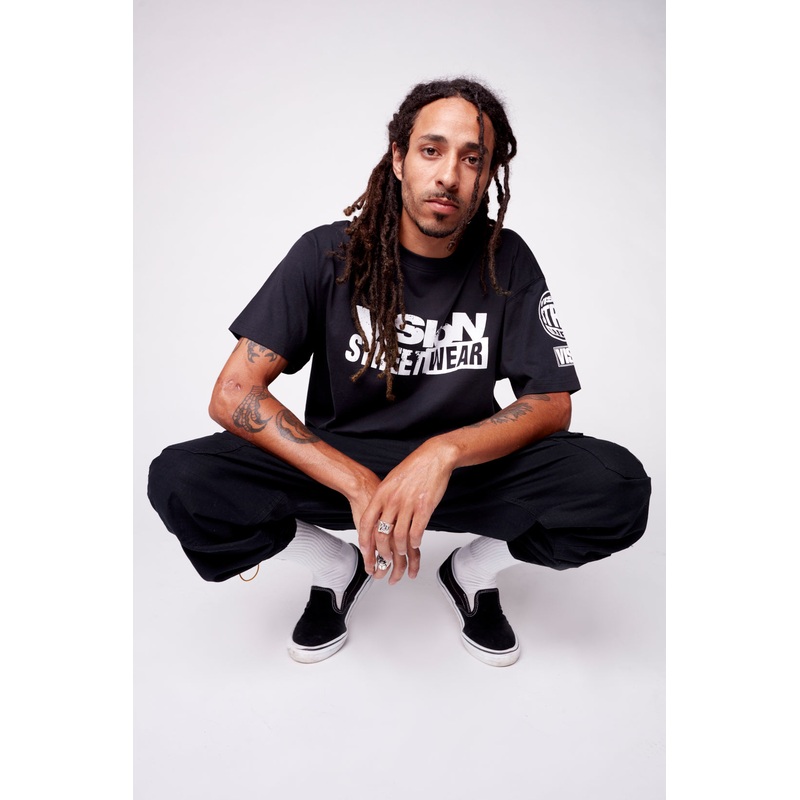 Team Logo T-Shirt – Black S