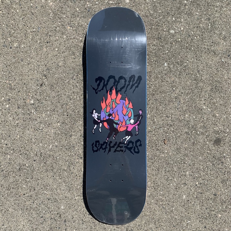DOOMSAYERS DECK – WORLD ON FIRE (8.5″) 8.5″
