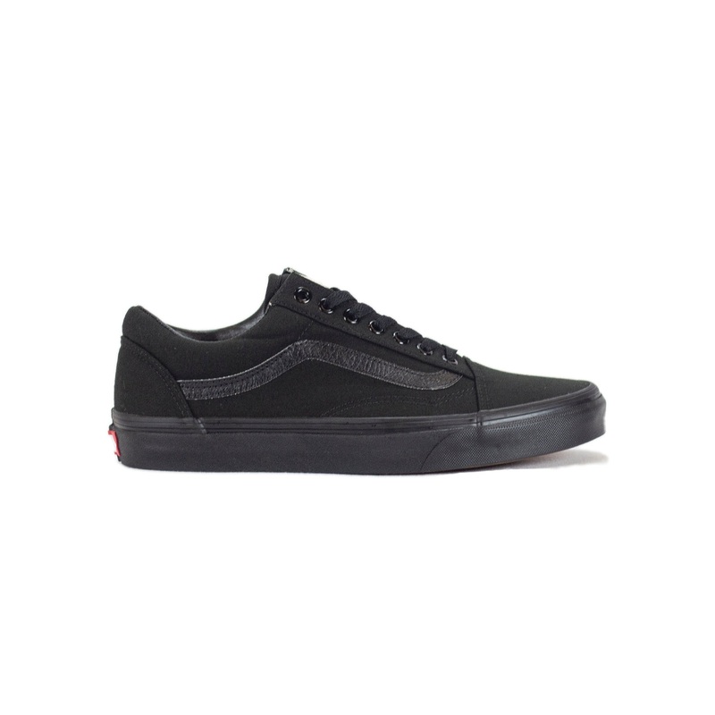 Vans Old Skool Shoe – Black/Black 4.5 US