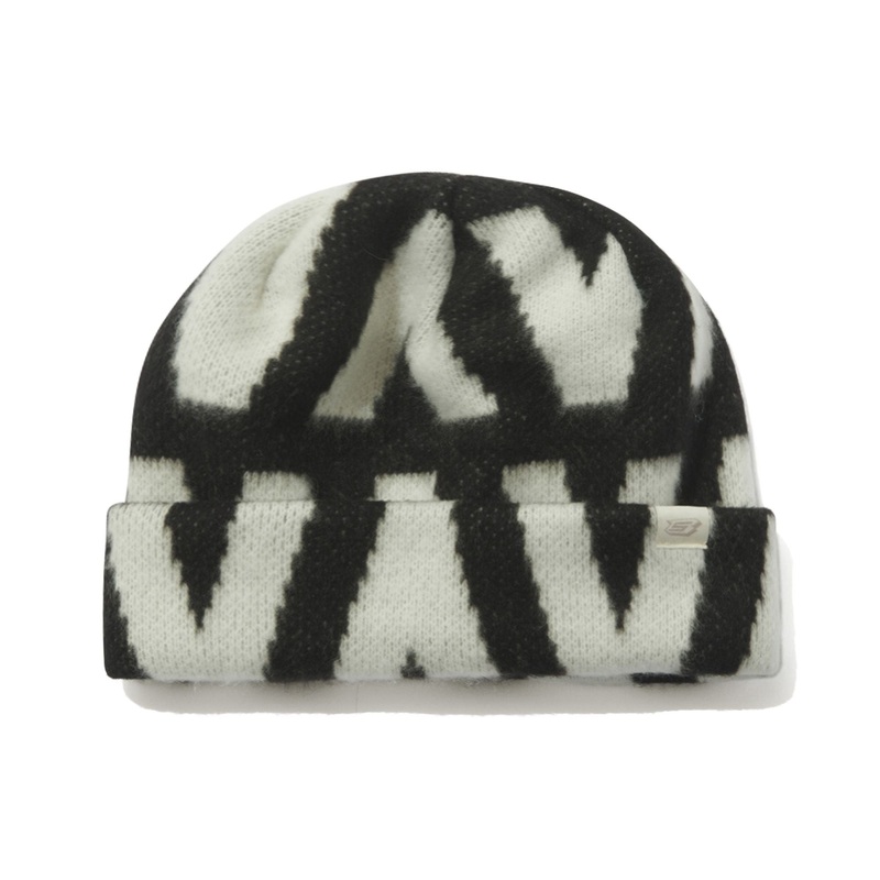 BSRABBIT JACQUARD BEANIE WHITE